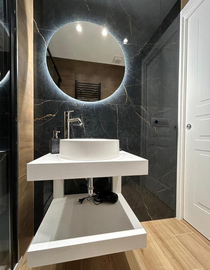 Roma Nostra Luxury B&B Bagian luar foto