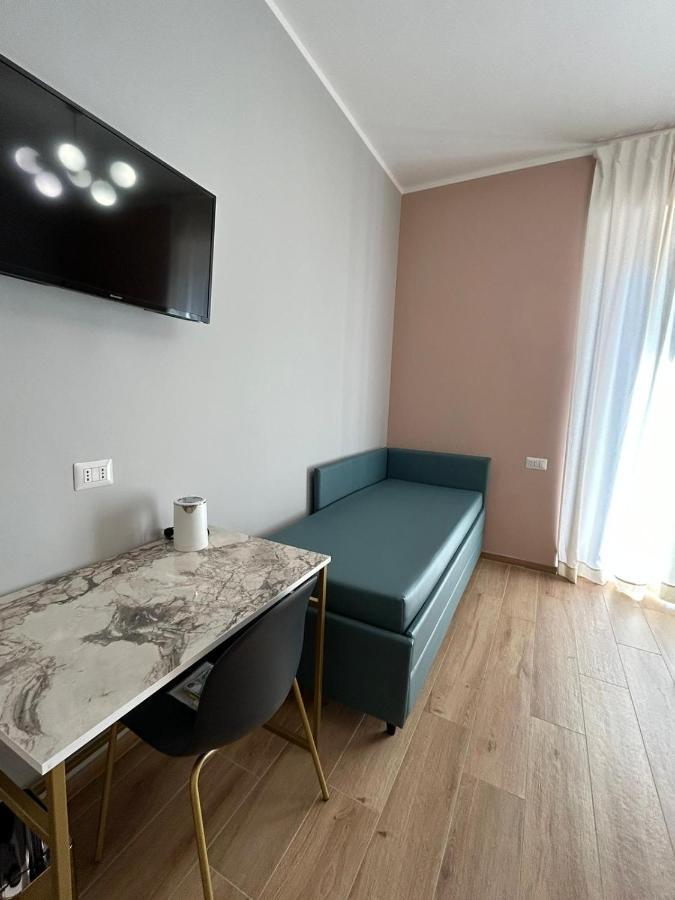 Roma Nostra Luxury B&B Bagian luar foto