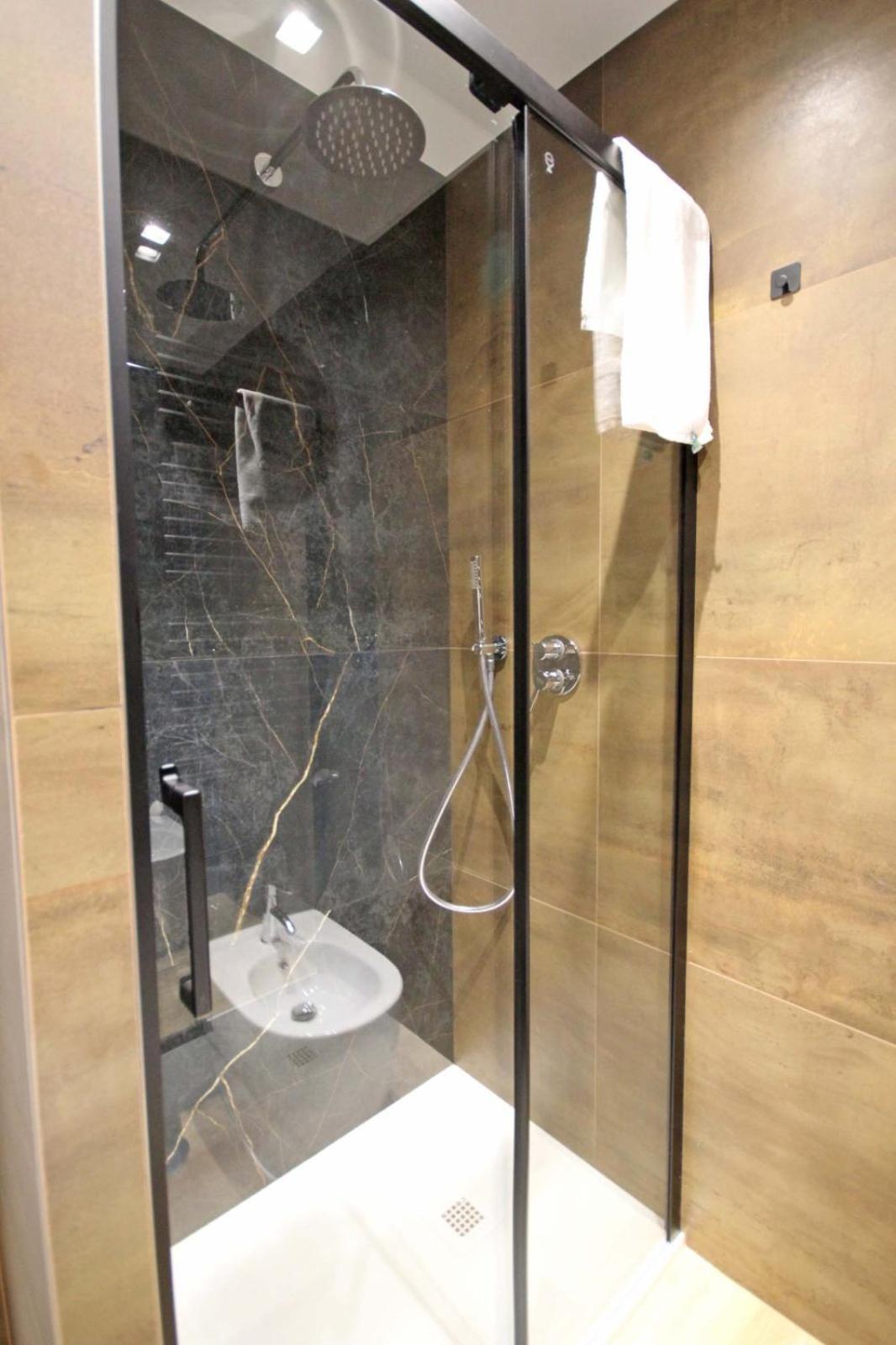 Roma Nostra Luxury B&B Bagian luar foto